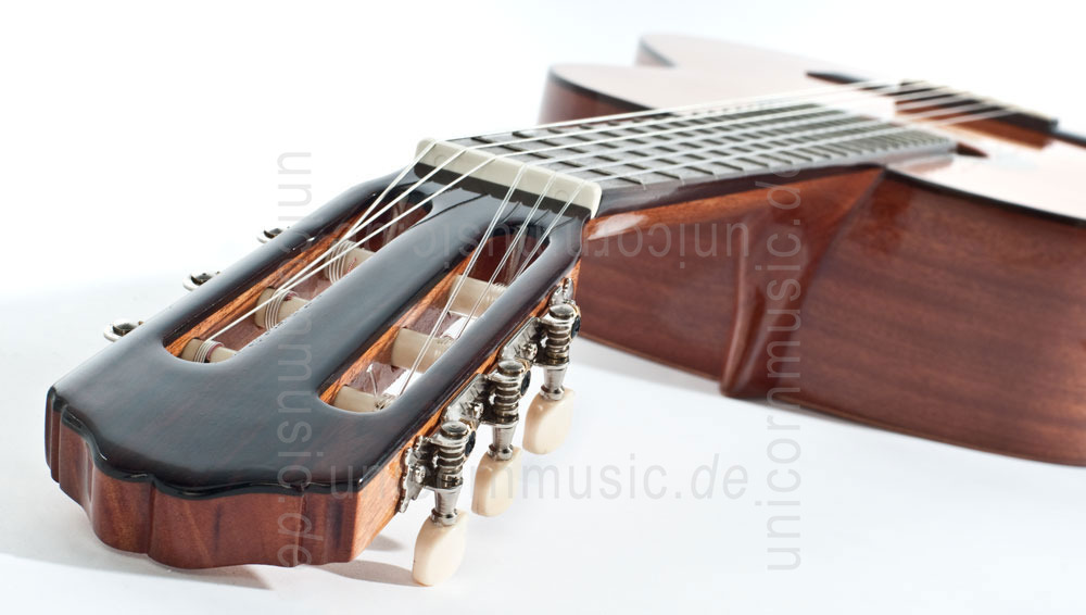 zur Artikelbeschreibung / Preis Spanische Konzertgitarre VALDEZ MODELL E - Zeder - Linkshänder Version -  massive Zederndecke
