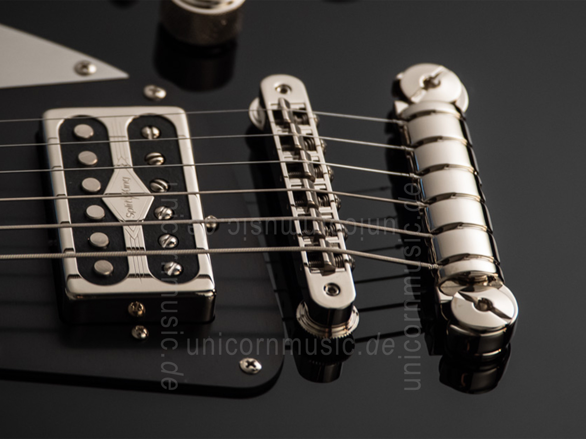 zur Artikelbeschreibung / Preis E-Gitarre DUESENBERG The Falken - Stop Tail - Black 