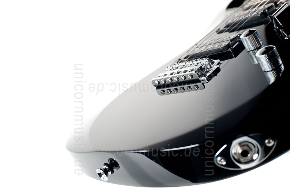 zur Artikelbeschreibung / Preis E-Gitarre CORT X1 - schwarz 