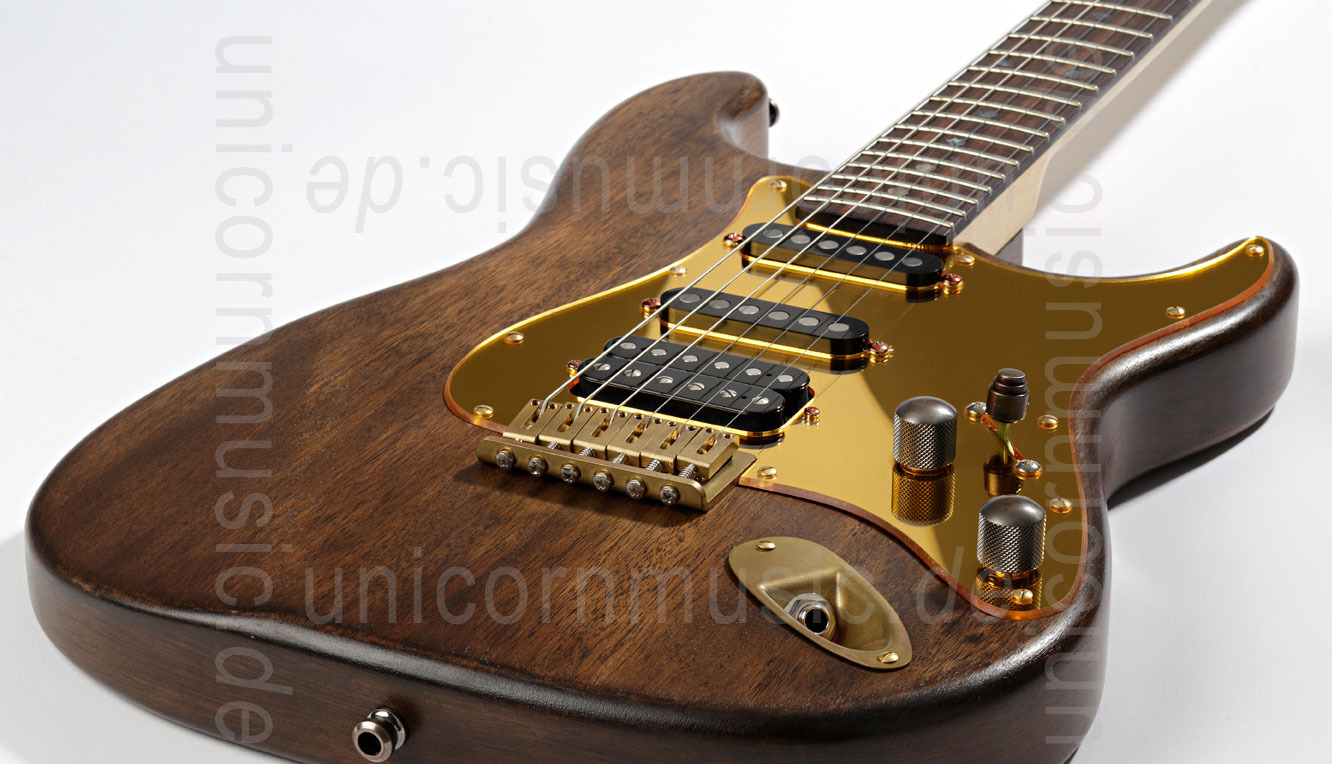 zur Artikelbeschreibung / Preis E-Gitarre BERSTECHER Old Whisky Deluxe 2016 Gold + Koffer - made in Germany
