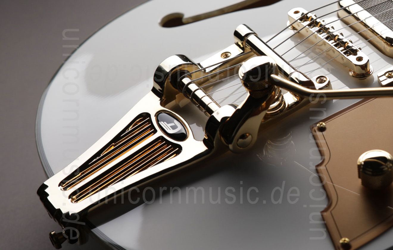 zur Artikelbeschreibung / Preis E-Gitarre DUESENBERG STARPLAYER TV PHONIC - Venetian White + Custom Line Case