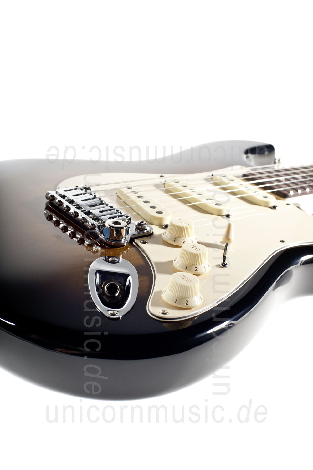 zur Artikelbeschreibung / Preis E-Gitarre G&L Legacy Tobacco Sunburst + Koffer - made in USA