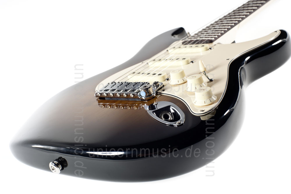 zur Artikelbeschreibung / Preis E-Gitarre G&L Legacy Tobacco Sunburst + Koffer - made in USA