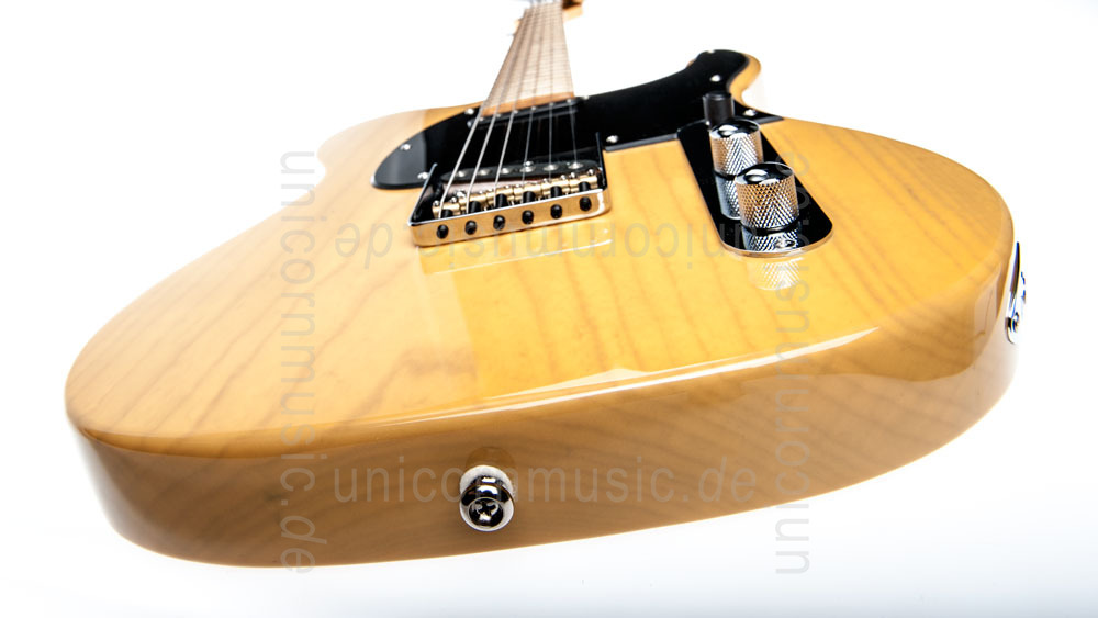 zur Artikelbeschreibung / Preis E-Gitarre G&L Tribute Asat Classic BB - Butterscotch Blonde