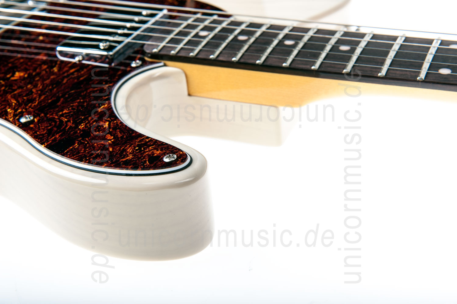 zur Artikelbeschreibung / Preis E-Gitarre G&L Tribute Asat Classic Bluesboy Semi Hollow - Blonde