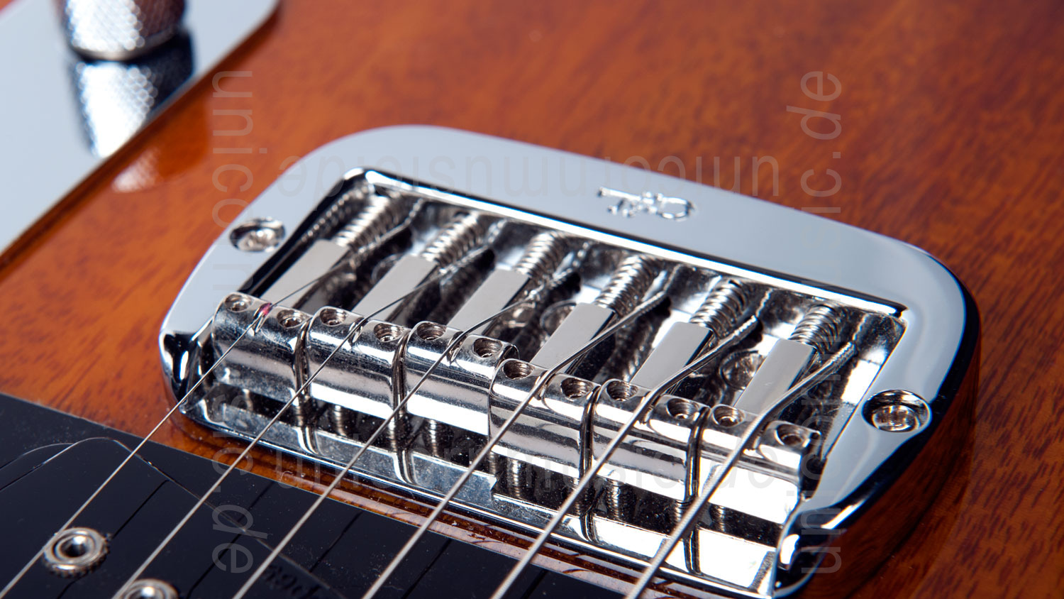zur Artikelbeschreibung / Preis E-Gitarre G&L Tribute Asat Special TS - Tobacco Sunburst