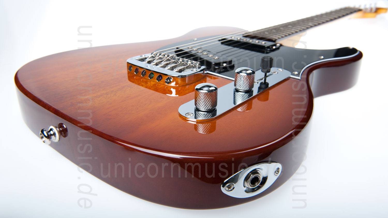 zur Artikelbeschreibung / Preis E-Gitarre G&L Tribute Asat Special TS - Tobacco Sunburst