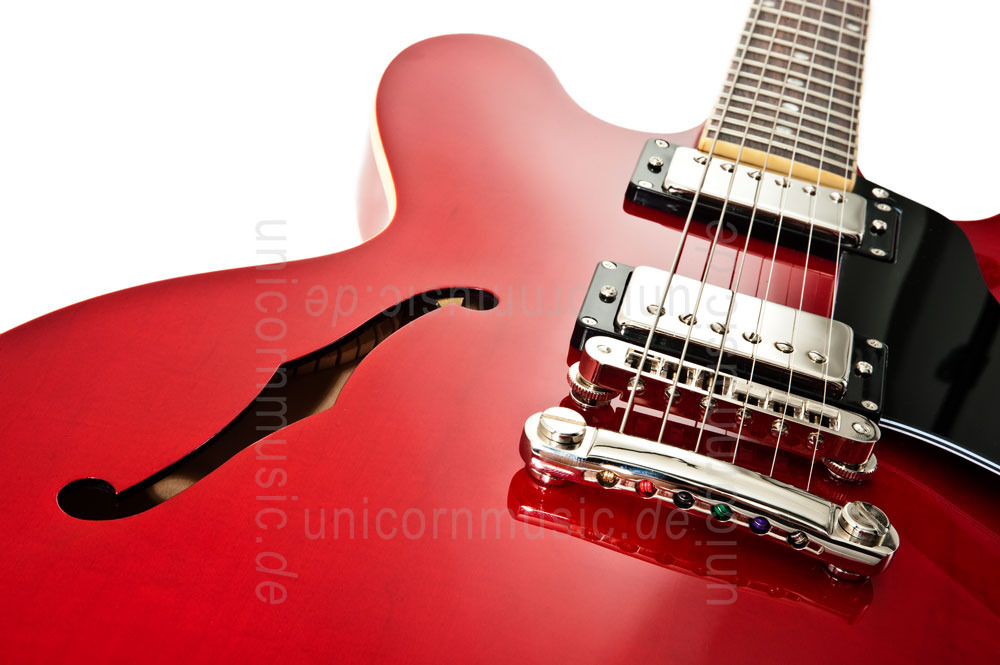 zur Artikelbeschreibung / Preis Halbresonanz Jazz-Gitarre BURNY RSA-75-CR CHERRY RED + original Koffer