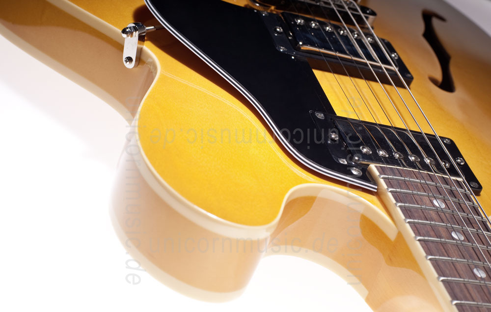 zur Artikelbeschreibung / Preis Halbresonanz Jazz-Gitarre BURNY RSA-65-VN Vintage Nature + original Koffer