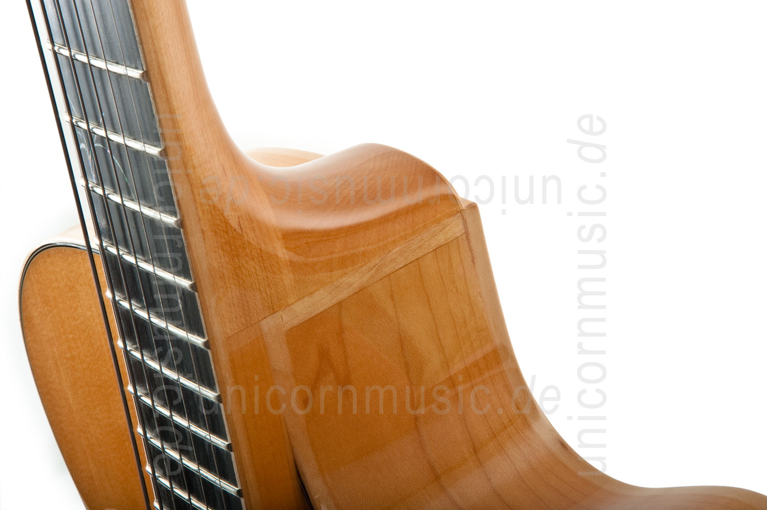 zur Artikelbeschreibung / Preis Vollresonanz Jazz-Gitarre - PEERLESS IMPERIAL + Koffer - vollmassiv