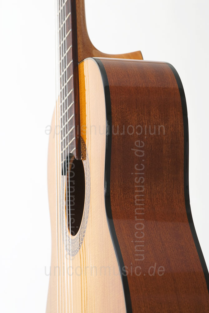 zur Artikelbeschreibung / Preis Kindergitarre 1/2 - MARTINEZ MODELL MC48 C/520 - Massive Zederndecke