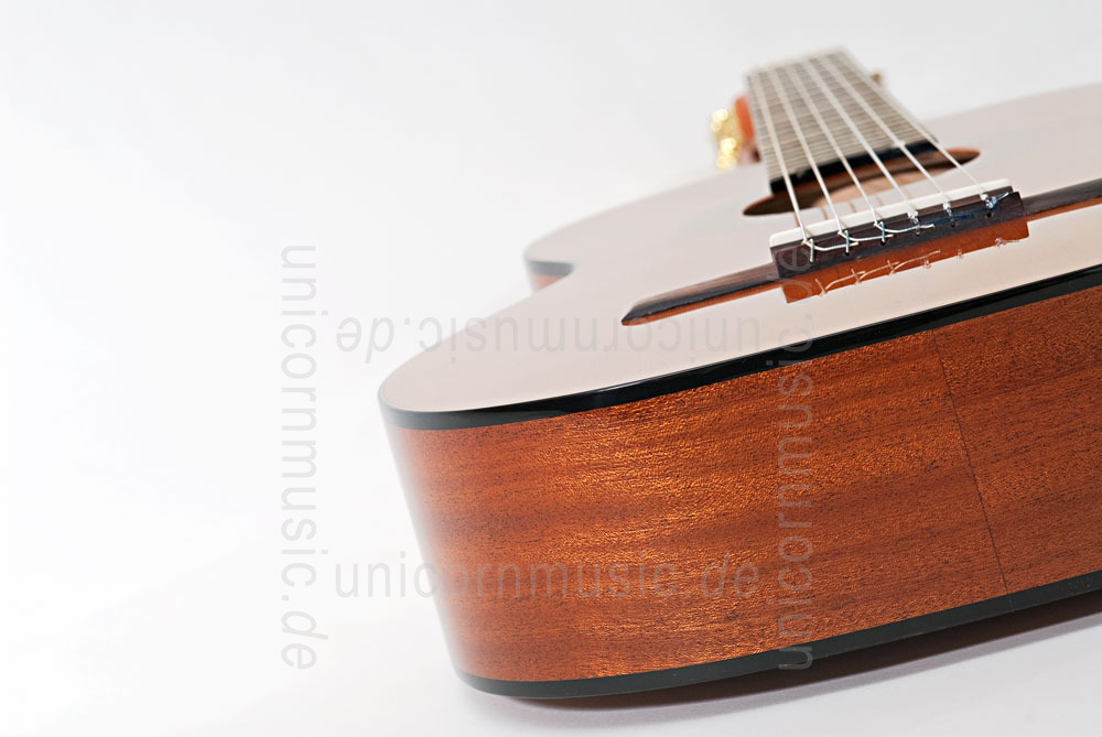 zur Artikelbeschreibung / Preis Kindergitarre 7/8 - MARTINEZ MODELL MC48 C/615 - Massive Zederndecke