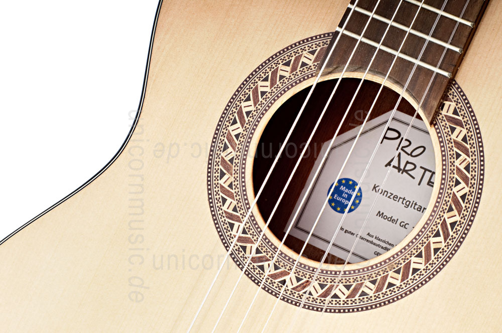 zur Artikelbeschreibung / Preis Kindergitarre 7/8 - VGS PRO ARTE GC/100 II - Massive Fichtendecke