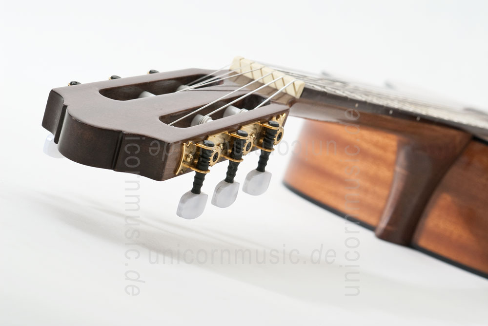 zur Artikelbeschreibung / Preis Kindergitarre 3/4 - VGS PRO ARTE GC/75 II - Massive Fichtendecke