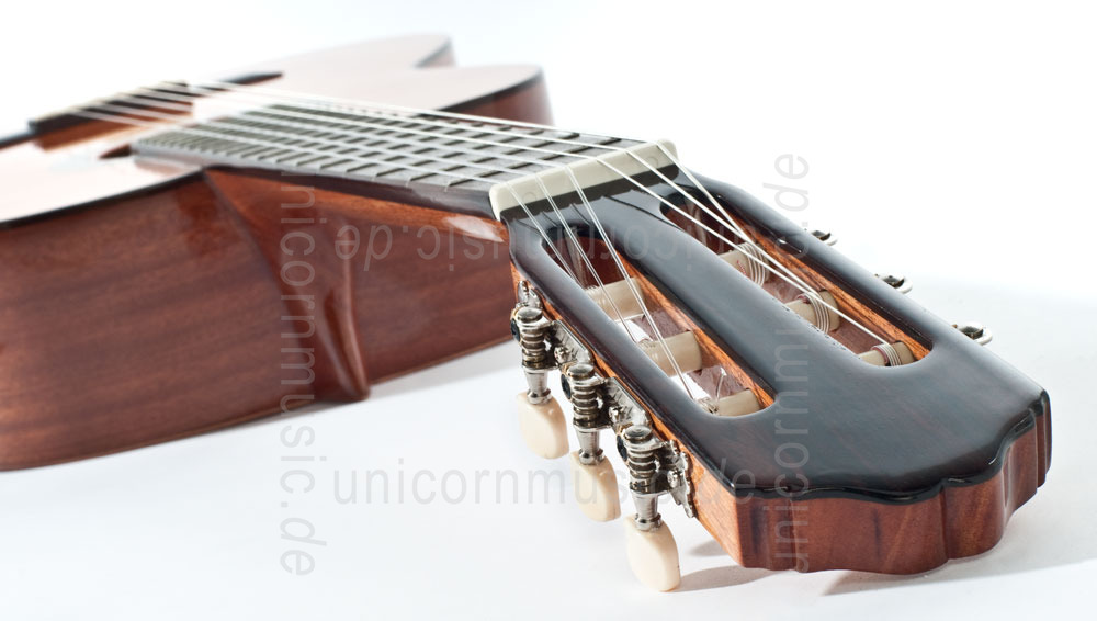 zur Artikelbeschreibung / Preis Spanische Konzertgitarre VALDEZ MODELL E - Zeder - massive Zederndecke