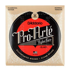 zur Detailansicht Konzertgitarren Saiten - D'Addario EJ45 normal Tension. Packung mit 10x Sets