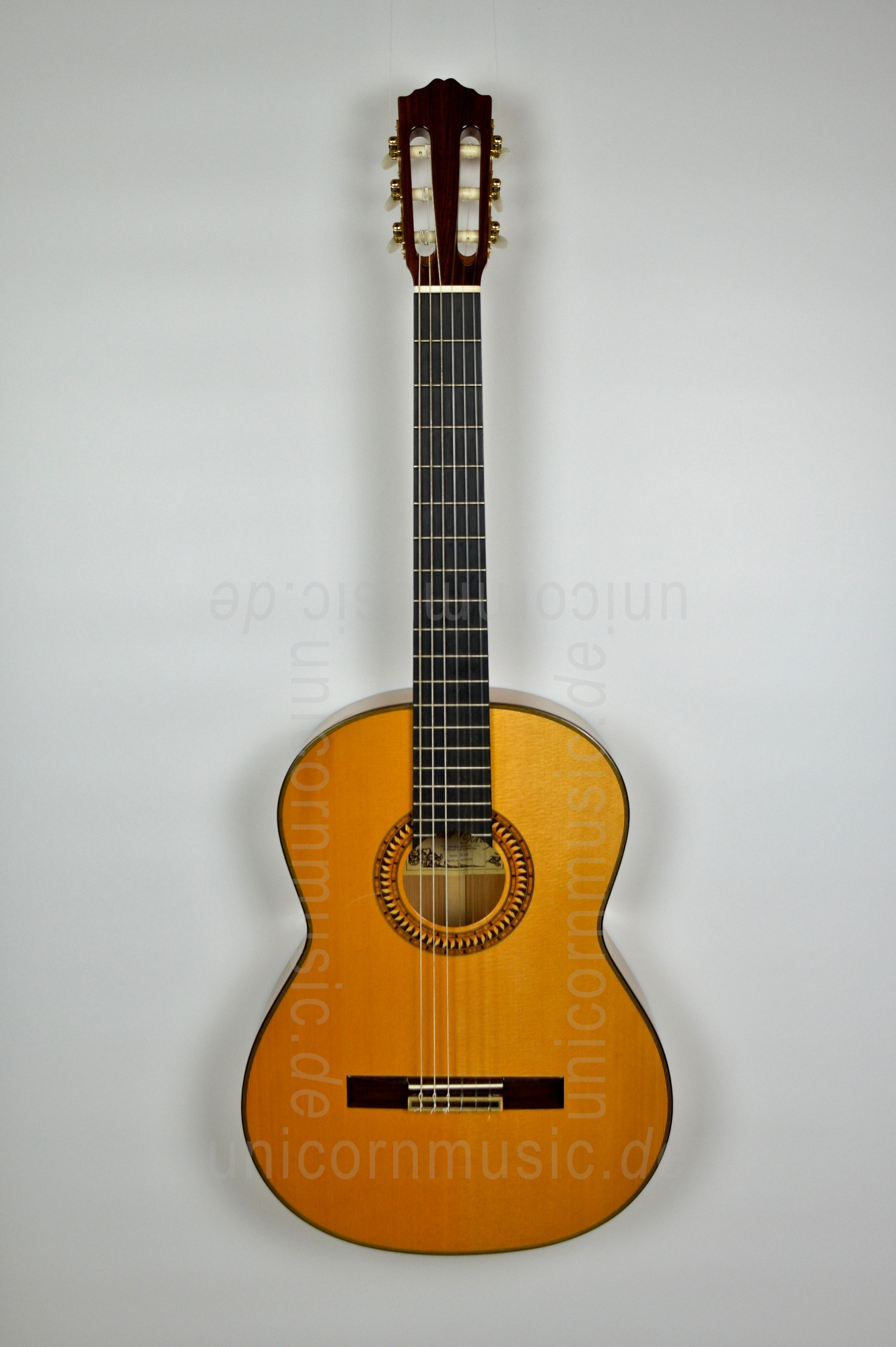 zur Artikelbeschreibung / Preis Salvador Cortez CF 120