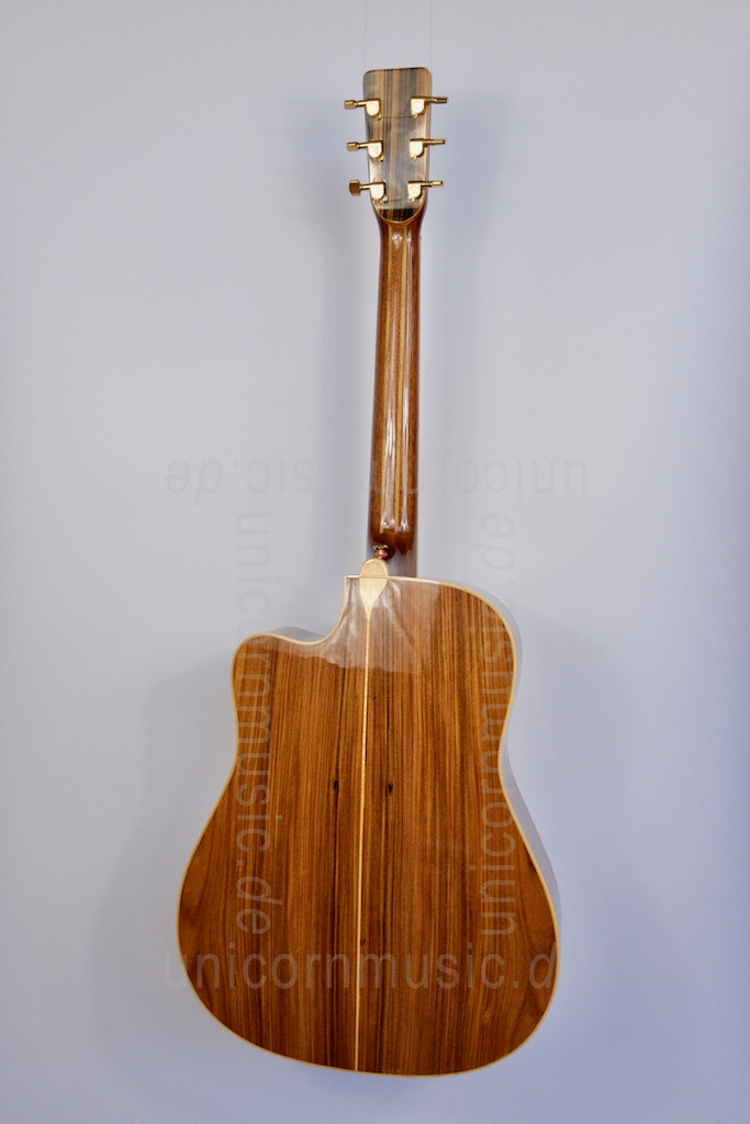 zur Artikelbeschreibung / Preis Hudebninky Dreadnought