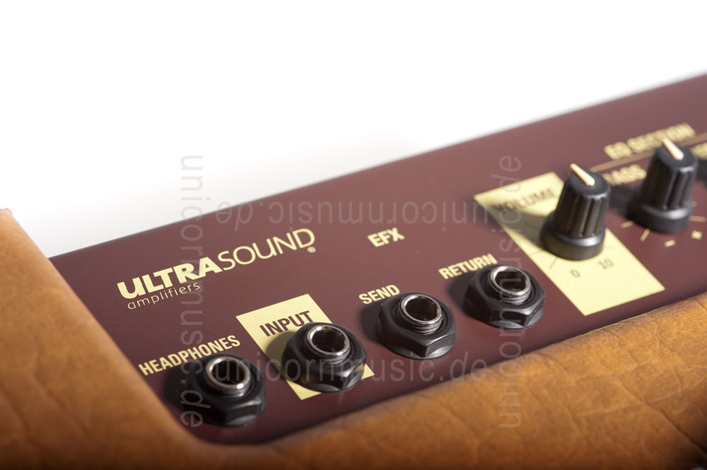 zur Artikelbeschreibung / Preis Akustik-Gitarrenverstärker - ULTRASOUND AG30 (Dean Markley)