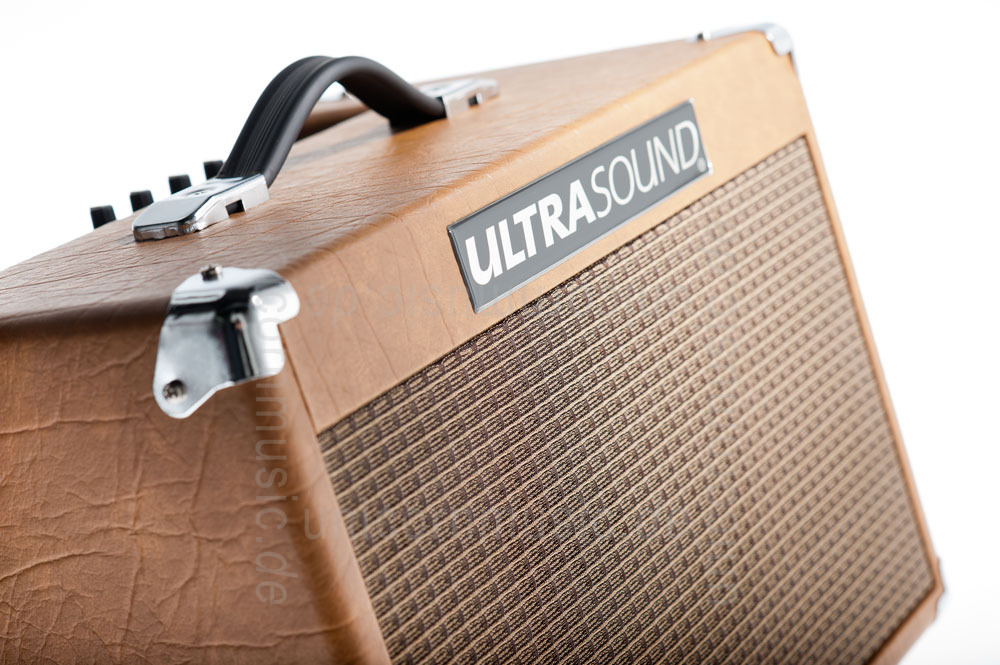 zur Artikelbeschreibung / Preis Akustik-Gitarrenverstärker - ULTRASOUND AG30 (Dean Markley)