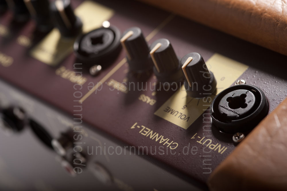 zur Artikelbeschreibung / Preis Akustik-Gitarrenverstärker - ULTRASOUND AG50/DS4 (Dean Markley)
