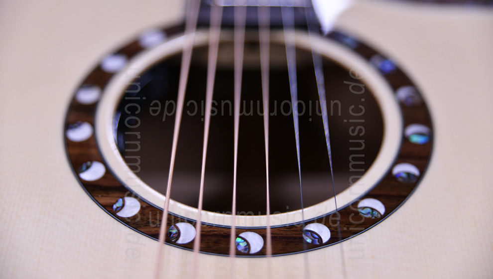 zur Artikelbeschreibung / Preis Western-Gitarre - CRAFTER G-1000ce - Moon Landscape - Grand Auditorium - massive Fichtendecke