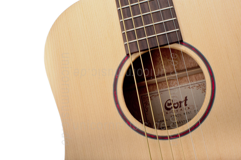 zur Artikelbeschreibung / Preis Western-Gitarre CORT EARTH MINI TRAVEL - Dreadnought - Reisegitarre - massive Decke + Tasche