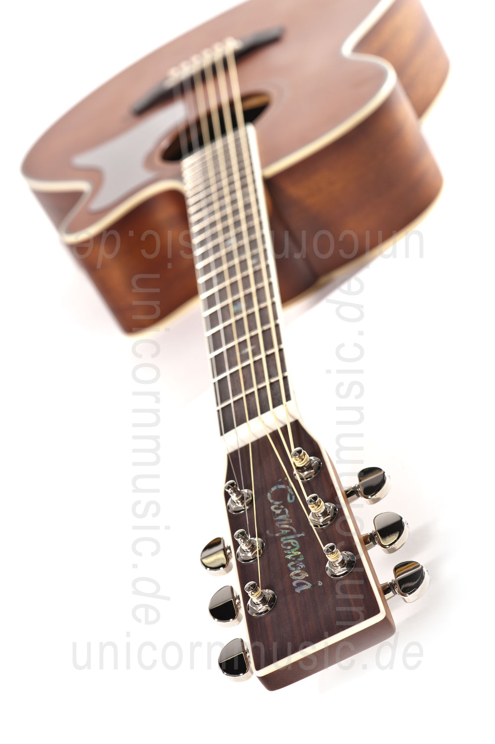 zur Artikelbeschreibung / Preis Western-Gitarre TANGLEWOOD TW45/NS E - Sundance Series - Fishman Presys Plus EQ - Super Folk - Cutaway - massive Decke + Boden - Koffer