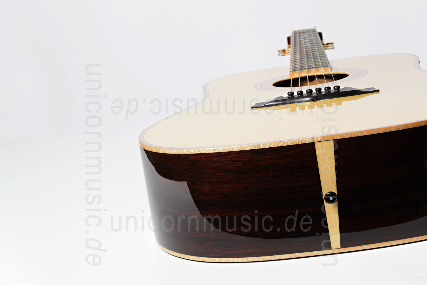 zur Artikelbeschreibung / Preis Western-Gitarre TANGLEWOOD TW90 ZC - Sundance Series - Dreadnought - vollmassiv + Koffer